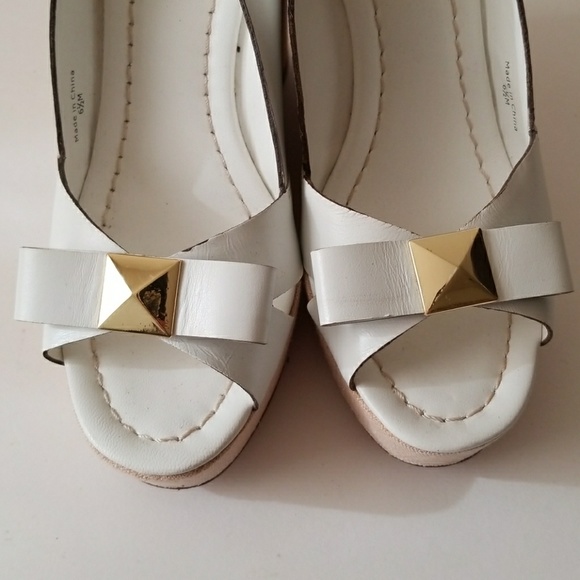 Kate Spade White & Tan Bow Wedges Sz 6.5 - Picture 3 of 8
